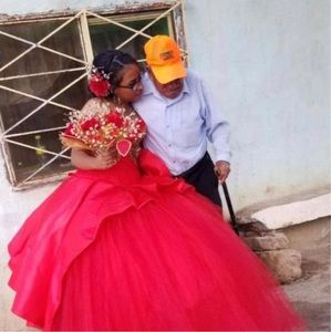 Meet your Posher, Priscilla